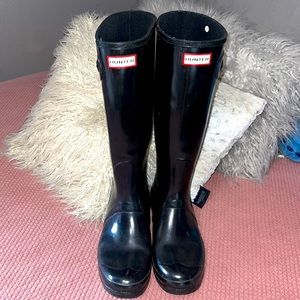 Women’s black Hunter boots size 11